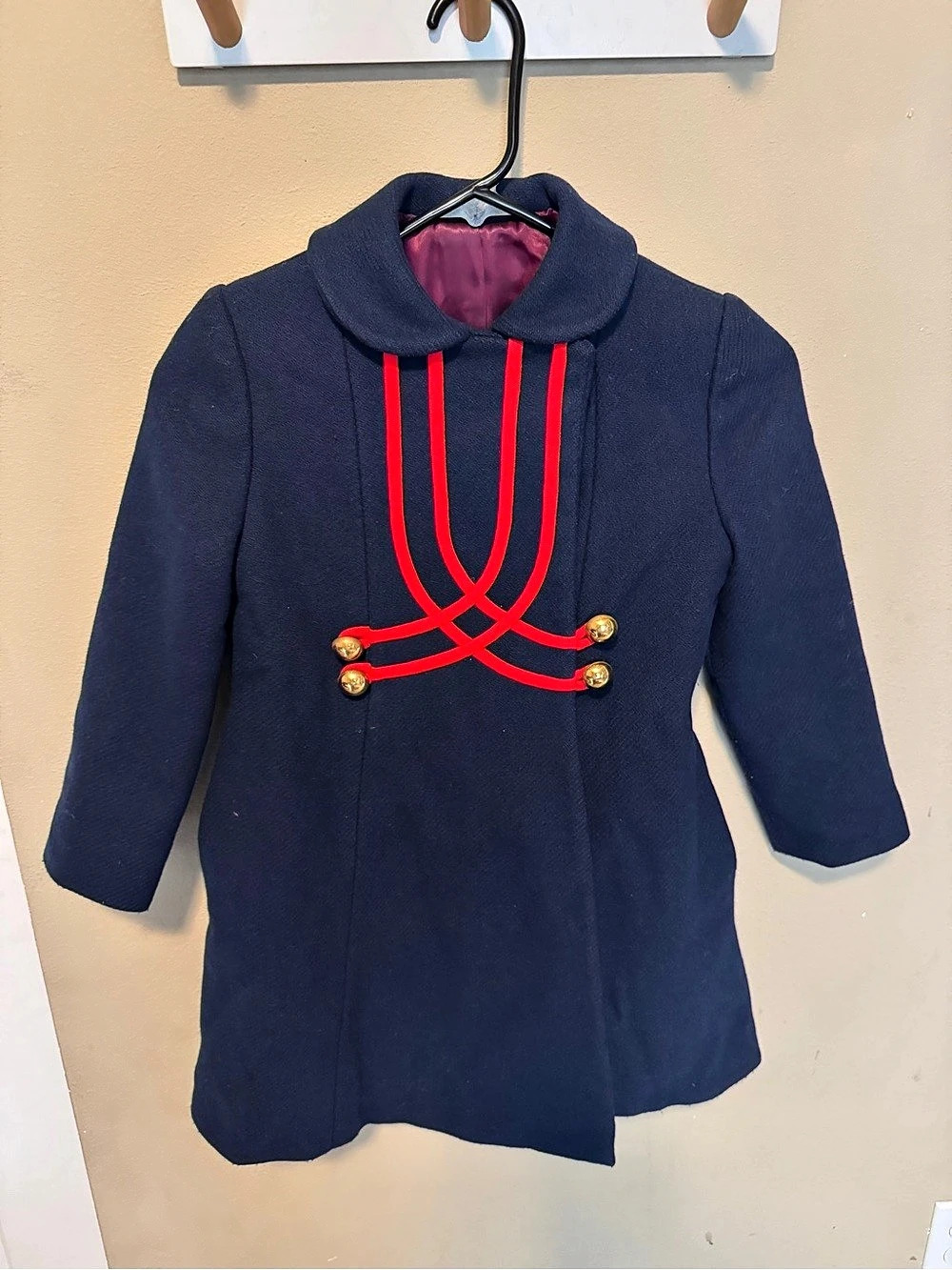 Saks Fifth Avenue Vintage Navy Red Trim Pea Coat girls Size 8-10. 100% wool.